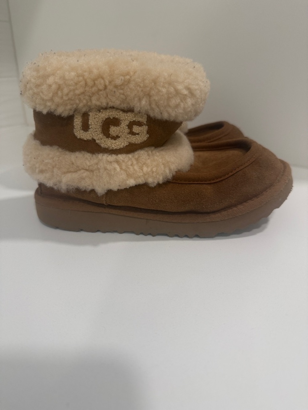 UGG Ultra Mini Fluff Boots in chestnut